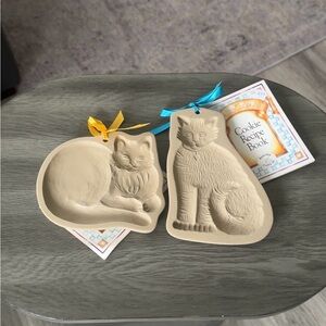 Vintage 2PC Brown Bag Cat Cookie Art Molds 1993 & 1992 With Recipe Books
